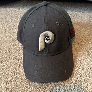New Era youth Phillies hat. GUC.